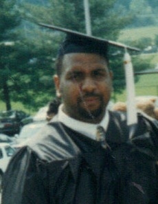 Daymon Beach graduatead from Ohio University in 1997. He is the son of Julia (Poore) Beach and grandson of Evelyn (Combs)Poore. 